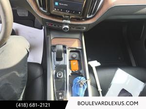 Miniature 17 Volvo XC60 Recharge Plus Dark 2023