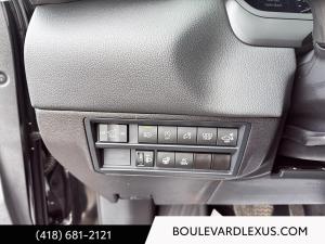 Miniature 13 Toyota Tundra Limited CrewMax 4x4 2025