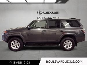 Miniature 6 Toyota 4Runner 4Runner SR5 V6 4 roues motrices 2019