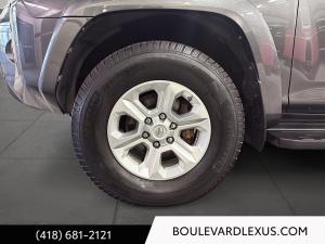 Miniature 7 Toyota 4Runner 4Runner SR5 V6 4 roues motrices 2019