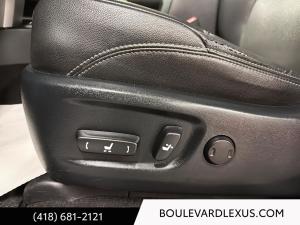 Miniature 10 Toyota 4Runner 4Runner SR5 V6 4 roues motrices 2019