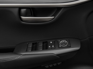 Miniature 9 Lexus NX 200t Traction intégrale, 4 portes 2017