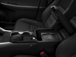 Miniature 13 Lexus NX 200t Traction intégrale, 4 portes 2017