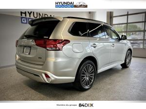 Miniature 7 Mitsubishi Outlander Black Edition 2022