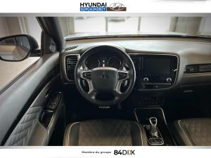 Miniature 14 Mitsubishi Outlander Black Edition 2022