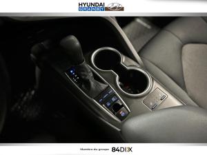Miniature 17 Toyota Camry LE Hybrid 2022