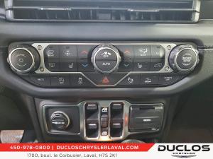Thumbnail 17 Jeep Wrangler 4-Door Sahara 2026