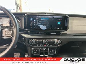 Thumbnail 17 Jeep Wrangler 4-Door Sport 2026