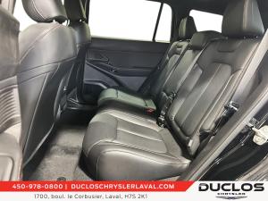 Miniature 13 Jeep Cherokee Limited 2026