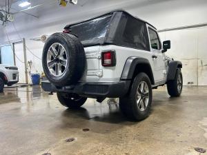 Miniature 5 Jeep Wrangler Sport 4x4 2020