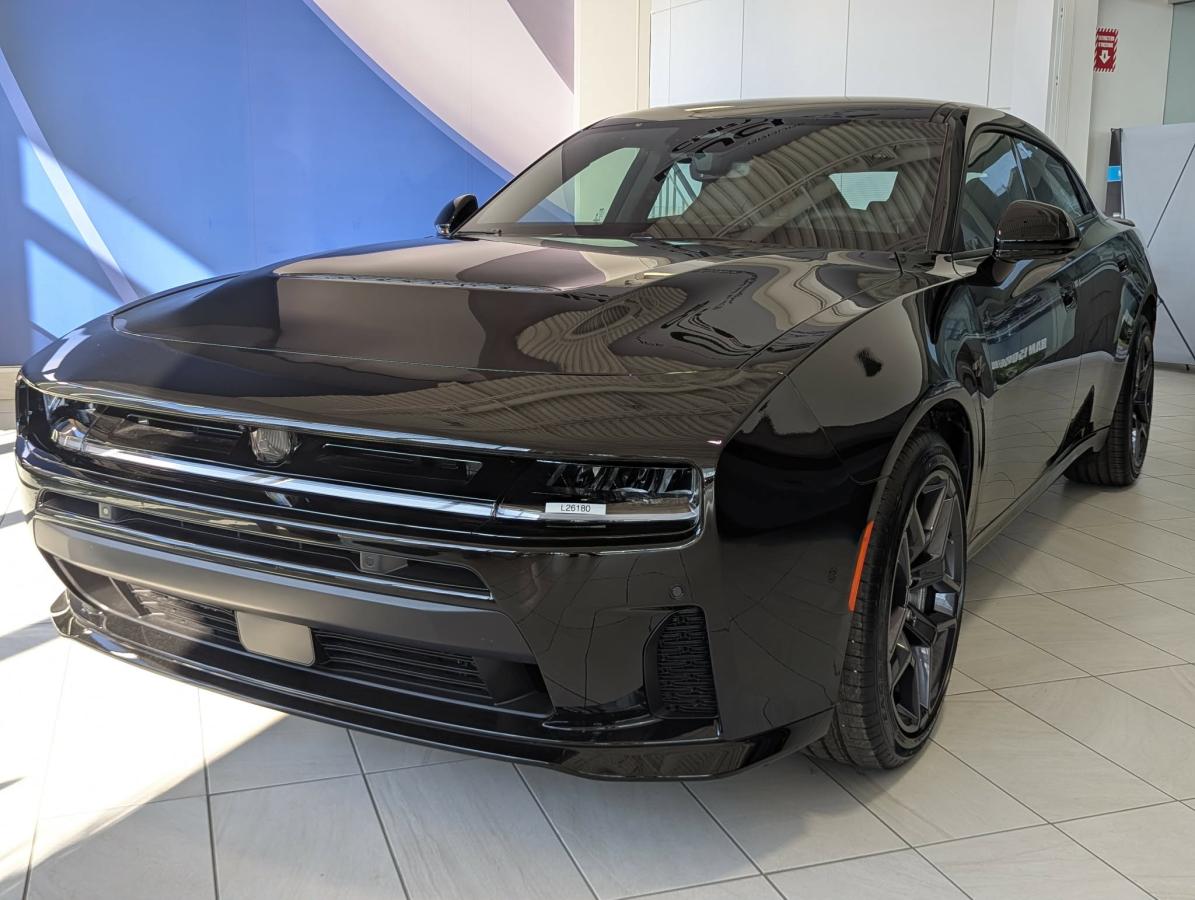 Image 1 Dodge Charger 4-Door R/T 2026