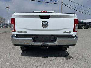 Miniature 6 RAM 2500 Big Horn cabine d'équipe 4x4 caisse de 8 pi 2023