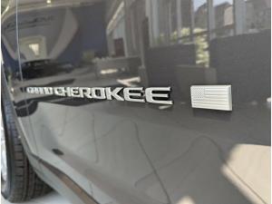 Thumbnail 29 Jeep Grand Cherokee Laredo X 2026