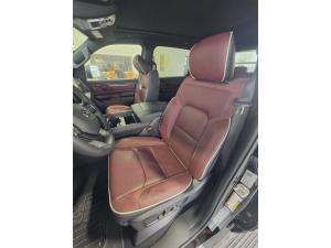 Miniature 9 RAM 1500 Limited 2026
