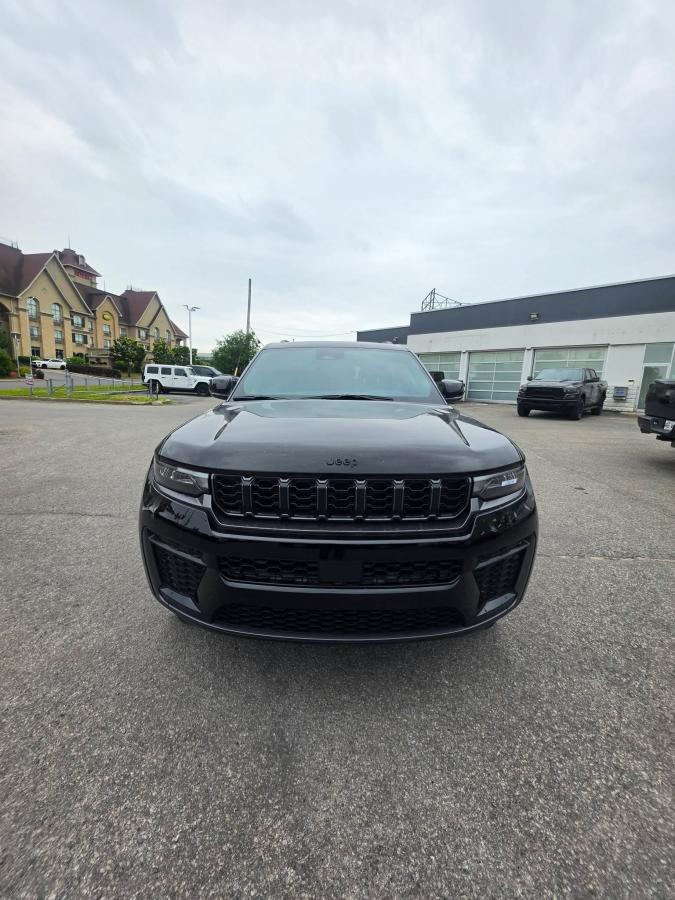Image 1 Jeep Grand Cherokee L Altitude 2026