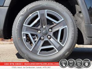 Miniature 10 Jeep Cherokee Laredo 2026