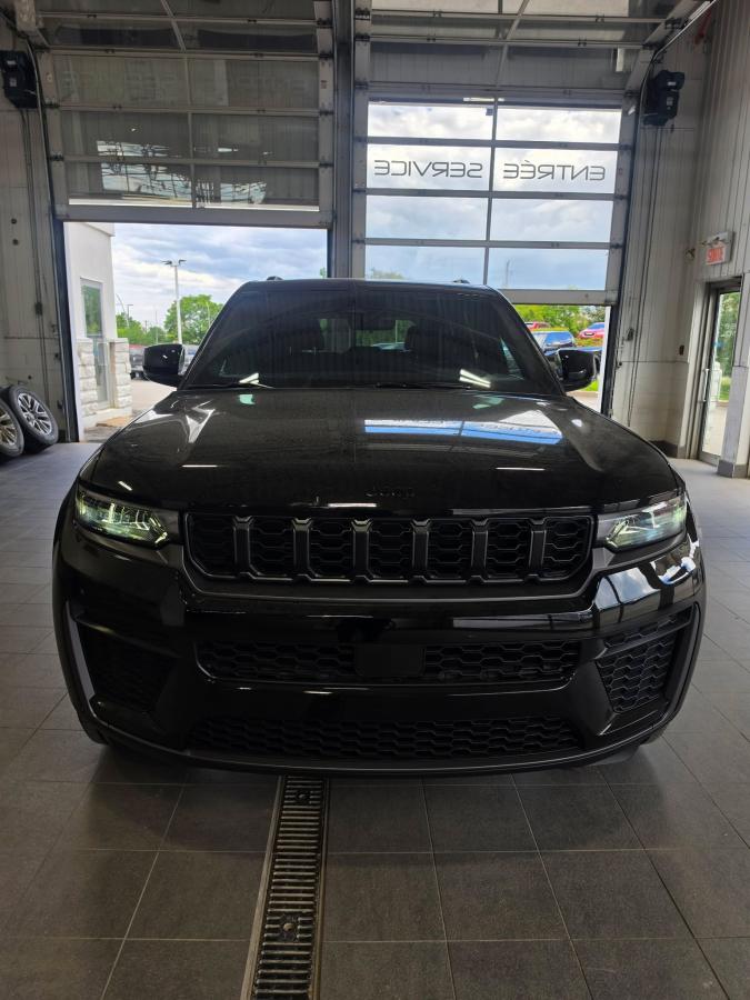 Image 1 Jeep Grand Cherokee Altitude 2026