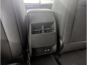 Miniature 12 Jeep Cherokee Laredo 2026