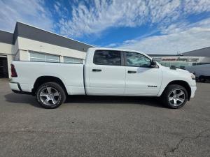 Miniature 5 RAM 1500 Express 2026