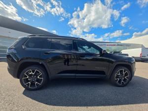 Miniature 5 Jeep Cherokee Overland 2026