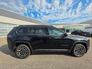 Miniature 5 Jeep Cherokee Laredo 2026