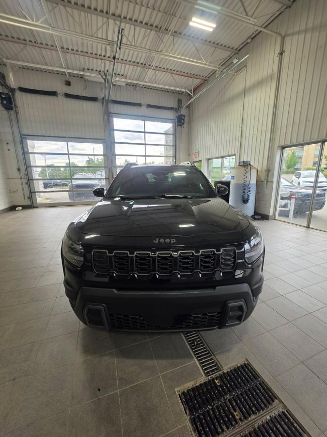 Image 1 Jeep Cherokee Limited 2026