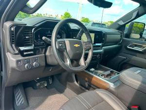 Miniature 12 Chevrolet Silverado 2500 HD High Country cabine multiplace 4RM 159 po 2025