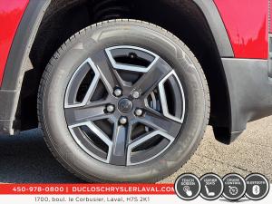 Miniature 10 Jeep Cherokee Laredo 2026
