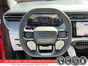Miniature 15 Jeep Cherokee Laredo 2026