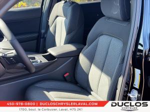 Miniature 13 Jeep Cherokee Laredo 2026