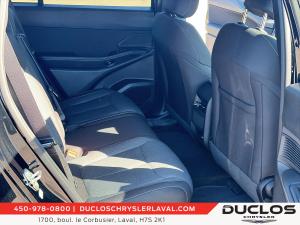 Miniature 14 Jeep Cherokee Laredo 2026