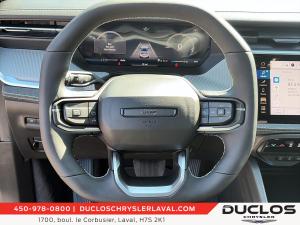 Miniature 15 Jeep Cherokee Laredo 2026