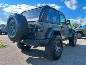 Miniature 5 Jeep Wrangler Willys 4x4 2021