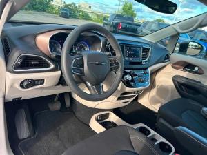 Miniature 19 Chrysler Grand Caravan Sxt 2Rm 2024