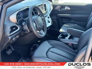 Thumbnail 12 Chrysler Pacifica Select 2027