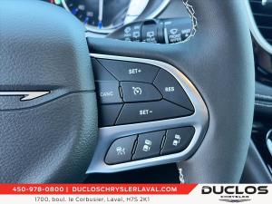 Thumbnail 19 Chrysler Pacifica Select 2027