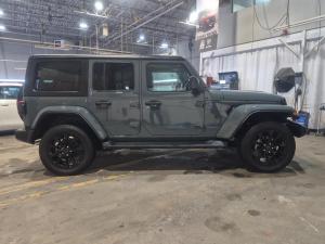 Thumbnail 7 Jeep Wrangler Sahara 4XE 2025