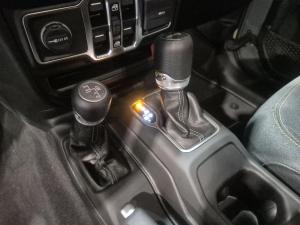 Thumbnail 17 Jeep Wrangler Sahara 4XE 2025