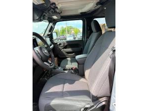 Miniature 7 Jeep Wrangler 4-Door Willys 2026