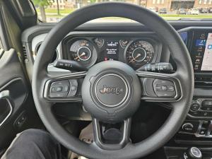 Thumbnail 7 Jeep Wrangler Sport 2026
