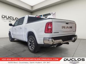 Miniature 6 RAM 1500 Laramie cabine d'équipe 4x4 caisse de 5 pi 7 po 2025