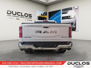 Miniature 7 RAM 1500 Laramie cabine d'équipe 4x4 caisse de 5 pi 7 po 2025
