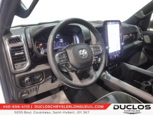 Miniature 12 RAM 1500 Laramie cabine d'équipe 4x4 caisse de 5 pi 7 po 2025