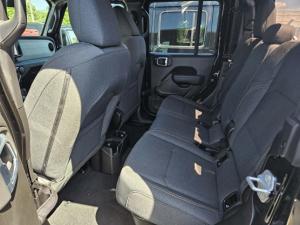 Miniature 6 Jeep Gladiator Sport S 2026