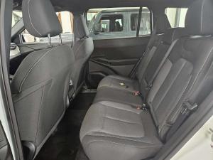 Miniature 6 Jeep Cherokee Laredo 2026