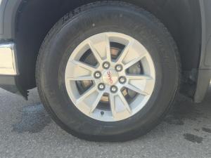 Miniature 12 GMC Sierra 1500 Pro cabine multiplace 4RM 157 po 2025