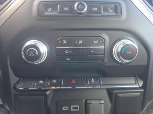 Miniature 22 GMC Sierra 1500 Pro cabine multiplace 4RM 157 po 2025