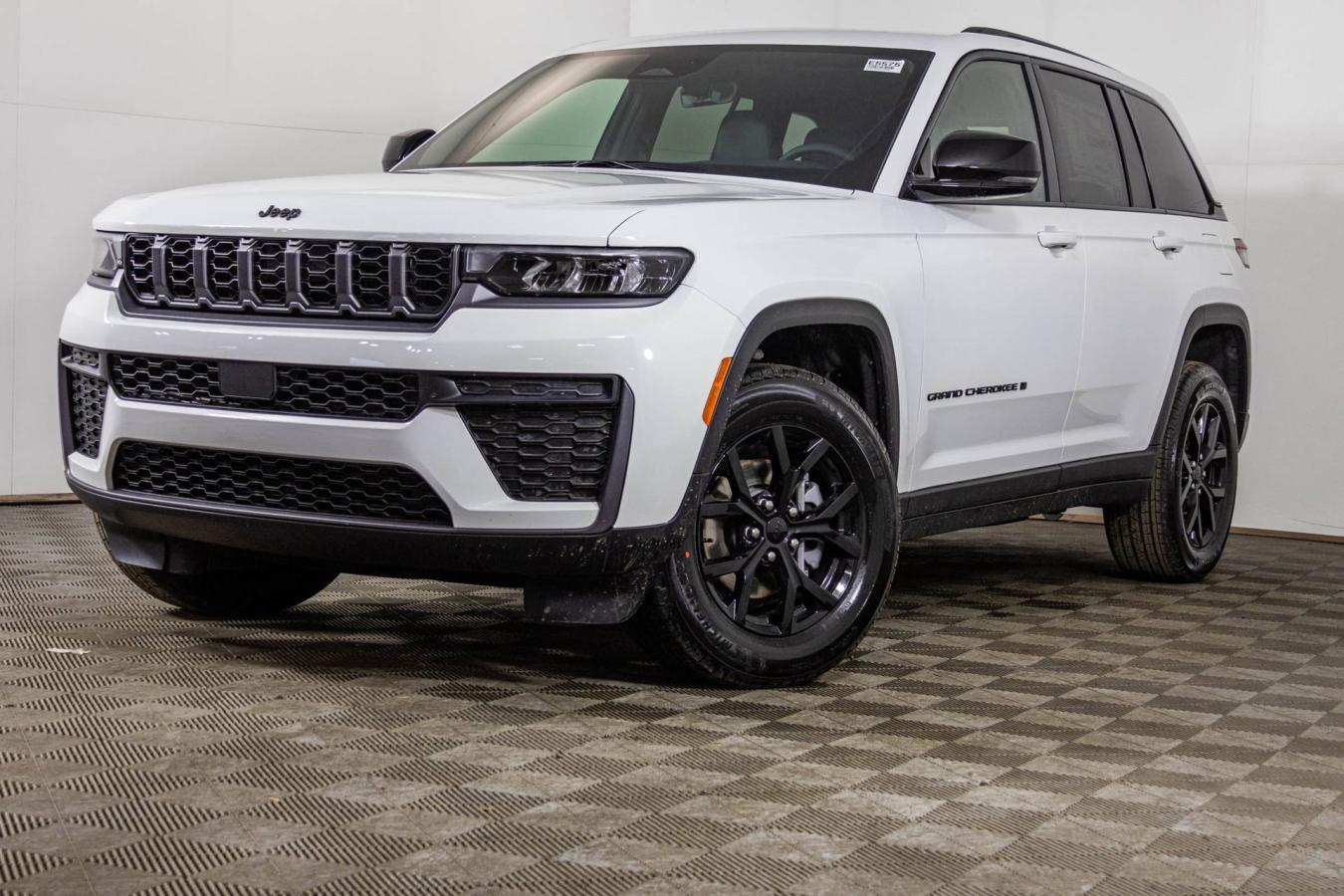 Image 1 Jeep Grand Cherokee Laredo X 2026