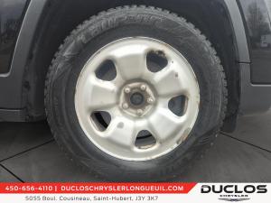 Miniature 10 Jeep Cherokee North 4x4 2020
