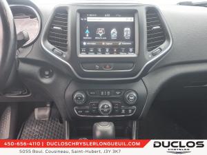 Miniature 22 Jeep Cherokee North 4x4 2020